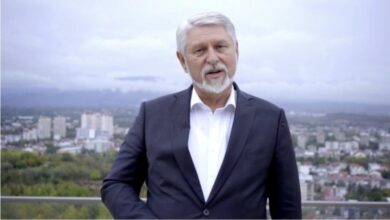 Photo of Јакимовски: Да воведеме и данок на купени дипломи, фалсификувани сертификати?