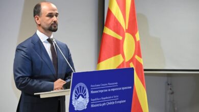 Photo of Муртезани потпишал договор со фирмата „Арбрија дизајн“, која ја обвинуваше за сомнителни тендери и врски со ДУИ
