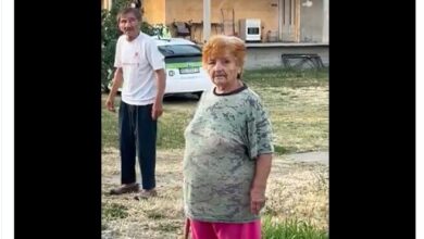 Photo of (ВИДЕО) Жена со закани до студентите: Имам куршуми за сите што ќе го чепнат Вучиќ