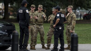 Photo of Војниците на Националната гарда на САД распоредени во Вашингтон почнаа да носат оружје