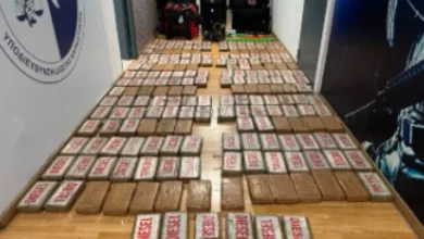 Photo of Над 270 килограми кокаин во вредност од најмалку 5,5 милиони евра откриени на пристаништето во Солун