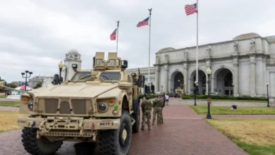 Photo of Денови на одмаздата на Трамп – Националната гарда на улиците на Вашингтон, ФБИ ја претресува куќата на Болтон, отпуштен шефот на военото зазузнавање