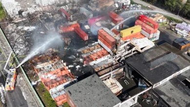 Photo of Нови експлозии по пожарот во Хамбург: Пожарникарите се борат со жаришта во пристаништето