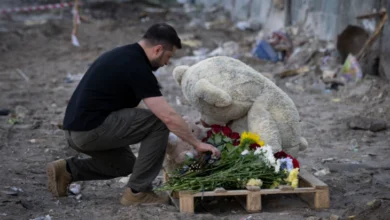 Photo of Зеленски: Бројот на загинати во рускиот напад на Киев се зголеми на 25