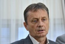 Photo of Српскиот министер Глишиќ е на респиратор и во тешка состојба по операцијата