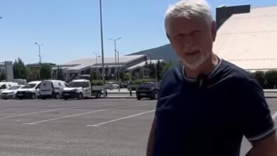 Photo of (Видео) Јакимовски-Карпошани, освежете се во Пробиштип. Базенот и Аква паркот во Борис Трајковски се затворени,со трева до колена