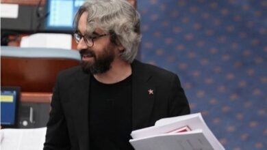 Photo of Апасиев: ВМРОВЦИ, ВИ СЕ СМЕЕ ЦЕЛА АКАДЕМСКА ФЕЛА 🤣😂🤣