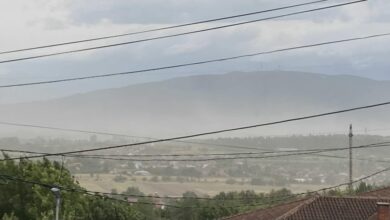Photo of ФОТО Силен ветер го зафати Скопје попладнево