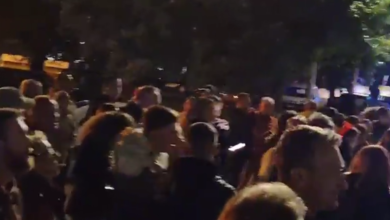 Photo of Протести пред домот на српскиот премиер