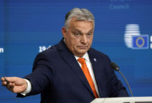Photo of Виктор Орбан на јахта крстари по Јадранот со остриги и шампањско