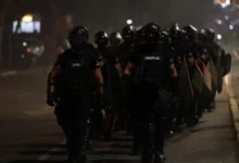 Photo of Видео: Српската полиција и жандармерија интервенираа пред Филозофскиот факултет и Факултетот за спорт во Нови Сад