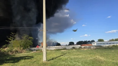 Photo of ДЗС: Зафатени се објекти на Ф-Групација во Трубарево, пожарот го гаси и ер-трактор