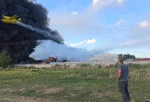Photo of Нема повредени лица во пожарот во Трубарево, не се дозволува негово ширење, вели Ангелов