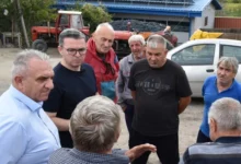 Photo of СДСМ: Грозјето скапува на нивите – лозарите се повторно изневерени