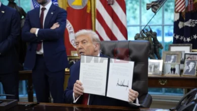 Photo of Трамп потпиша извршна уредба за продажба на ТикТок