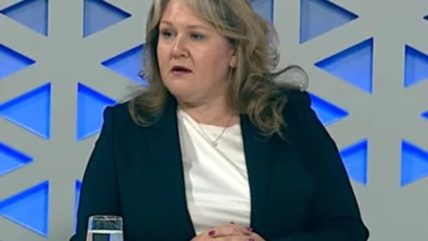 Photo of Петровска: Предлог Резолуцијата за црвените линии е подадена рака за иднината на државата
