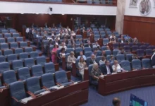 Photo of Пратениците донесоа повеќе закони, меѓу кои и измените на законите за безбедност во сообраќајот и за прекршоците