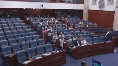 Photo of Пратениците донесоа повеќе закони, меѓу кои и измените на законите за безбедност во сообраќајот и за прекршоците