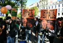 Photo of Протести во Франција „Блокирајте сè“ – По падот на владата, се заканува парализа на државата