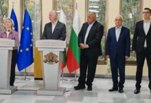 Photo of После проблемите со авионот, нападнато и возилото со кое патуваше Фон дер Лајен во Бугарија