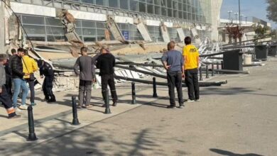 Photo of Поднесено обвинение против екс министерот Весиќ и уште 12 лица за уривање на настрешницата во Нови Сад