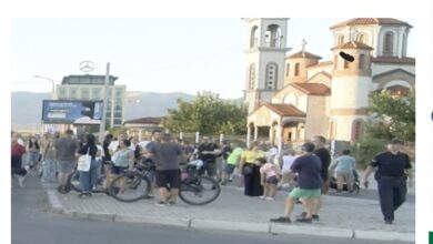 Photo of Стотина граѓани блокираа булевар во Аеродром поради загадувањето од Вардариште