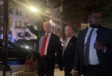 Photo of Го прашаа Трамп за дроновите во Полска додека излегуваше од ресторан