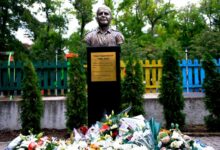 Photo of Oткриена е спомен-биста на полицаецот Тоше Тодоровски кој загина во пожарот во дискотеката „Пулс“