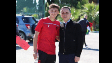 Photo of Касами се пофали на Фејсбук – син му ќе игра фудбал за Албанија