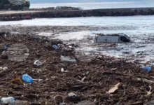 Photo of „Златна треска“ во бугарскиот приморски град Царево по веста дека поплавата однела сеф со милиони и злато
