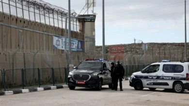 Photo of Започна ослободувањето палестински затвореници, автобуси тргнаа кон Западниот Брег и Газа