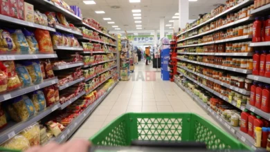 Photo of Време: Масовно затворање продавници низ Србија поради маржите воведени од Вучиќ