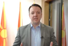 Photo of Николоски: Од утре 11 нови директни летови од скопскиот и охридскиот аеродром