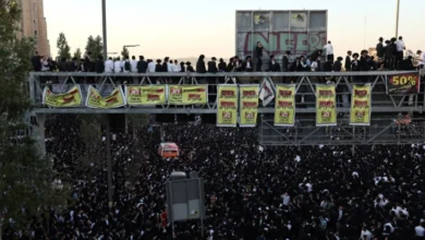 Photo of Ултраортодоксните евреи направија хаос во Ерусалим, момче падна од зграда и почина