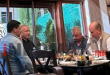Photo of Црвенковски на вечера во ресторан  во Охрид со градоначалникот Пецаков и пратеникот од ВМРО ДПМНЕ  Саше Донев и газдата на Пупе компани!?