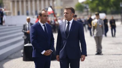 Photo of Францускиот премиер Лекорни ја суспендира контроверзната пензиска реформа на претседателот Макрон