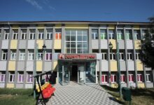 Photo of Стотици средношколци што учат во прилеп од други општини,не одат во училиште – немаат превоз