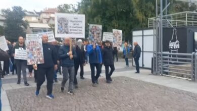 Photo of (ВИДЕО) Марш за ангелите –  И денеска родителите на децата починати во пожарот во Пулс протестираа низ улиците на чани