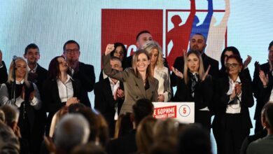Photo of Костова: Со стиснати тупаници против апашлукот на ДПМНE