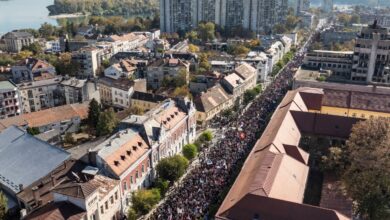 Photo of Десетици илјади студенти и граѓани маршираат кон Нови Сад