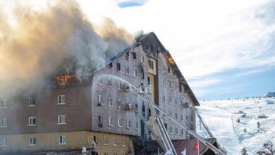 Photo of Осум доживотни затворски казни за пожарот во скијачки центар во Турција во кој загинаа 78 лица – пресудите дочекани со аплаузи