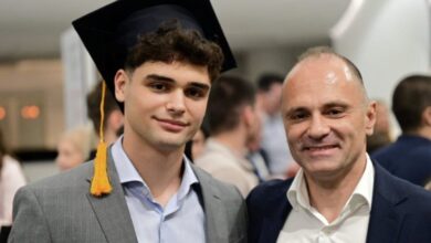 Photo of Синот на Филипче отвори бизнис: Ќе се проба во трговијата со облека