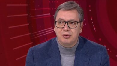 Photo of Вучиќ до своите министри: Изгледате како да сте преживеале 14 грмотевици, разбудете се,