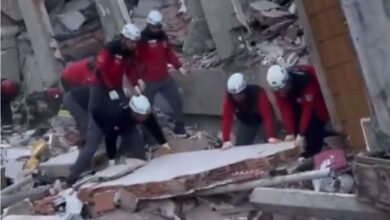 Photo of Извлечени и телата на родителите од урнатата зграда во Турција, преживеа само едната ќерка