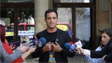 Photo of Мециновиќ: Скопје може да се соочи со системот и да ја однесе победата – 30 години имаме ароганција од најнеспособните луѓе