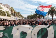 Photo of Морничави неонацистички пораки против Србите од протестот во Сплит