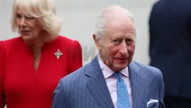 Photo of Кралот Чарлс шокиран и згрозен од нападот со нож во воз во Англија