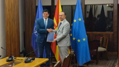 Photo of Евроамбасадорот Рокас во Собранието го презентира извештајот за напредокот на државава кон ЕУ