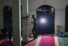 Photo of Индонезиската полиција откри сомнителен прав при истрагата на експлозиите во џамија во Џакарта