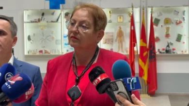 Photo of Јаневска: Учебниците се решен проблем, има систем и следната година нема да „прогледуваме низ прсти“